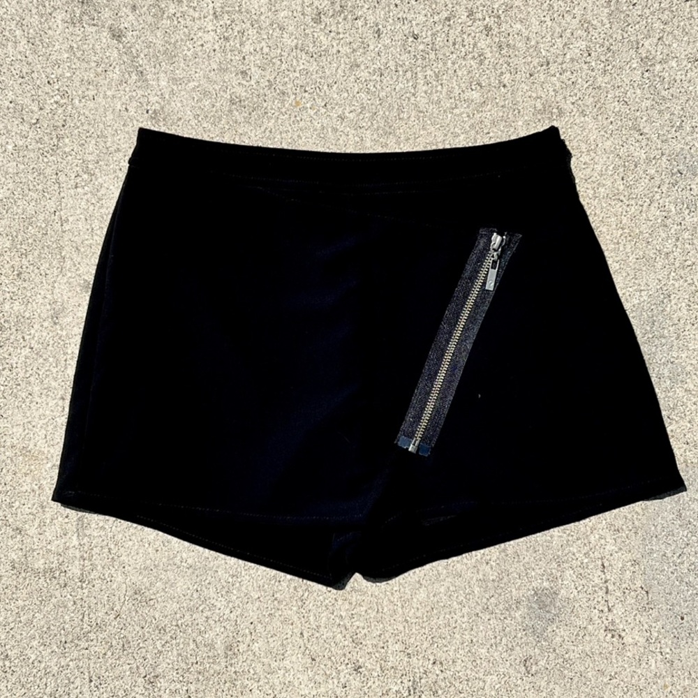 Guess Mini Skort Black Size 0